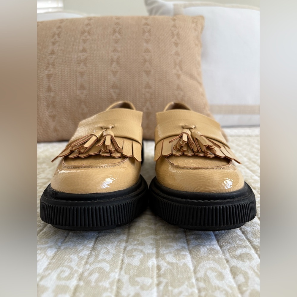 Franco Sarto Tassel Jack Lug Loafer | Beige Tan Vegan Patent Leather | Size 7.5 - Picture 4 of 13